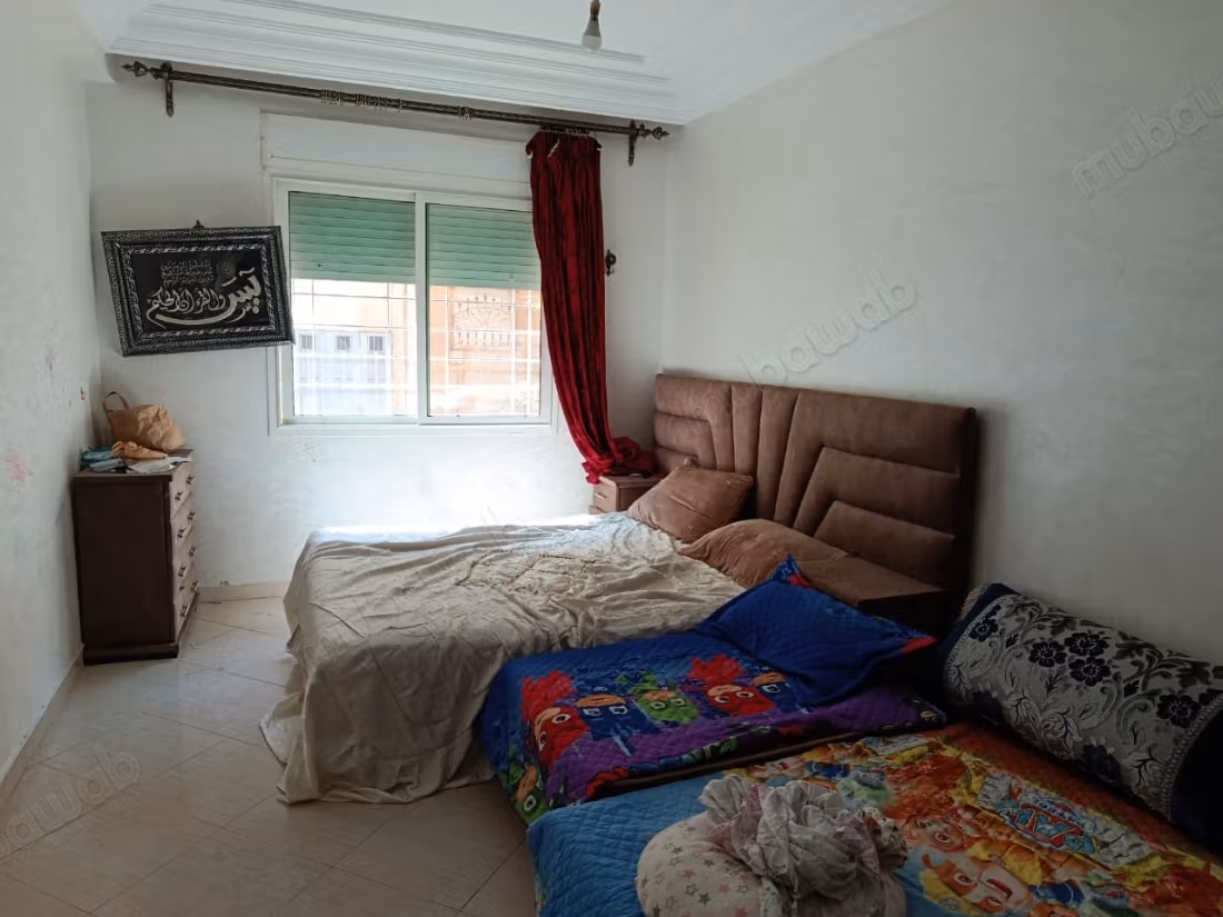 Appartement en location à Hay Zobir. 
2 chambres. 
Meublé