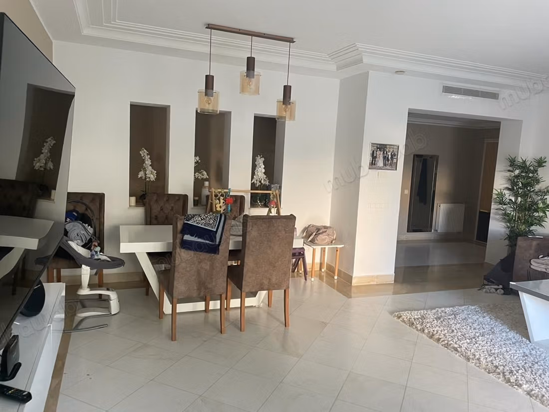 Superb house for rent in Gammarth Superior. Area of 350 m². Exceptional sea view, central heating
