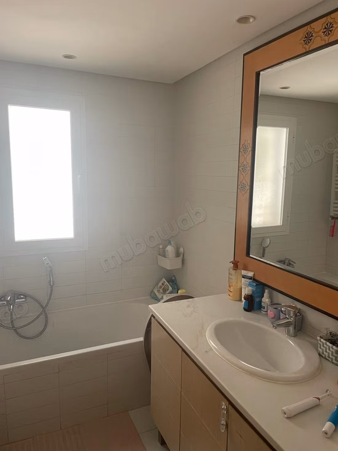 Superb house for rent in Gammarth Superior. Area of 350 m². Exceptional sea view, central heating