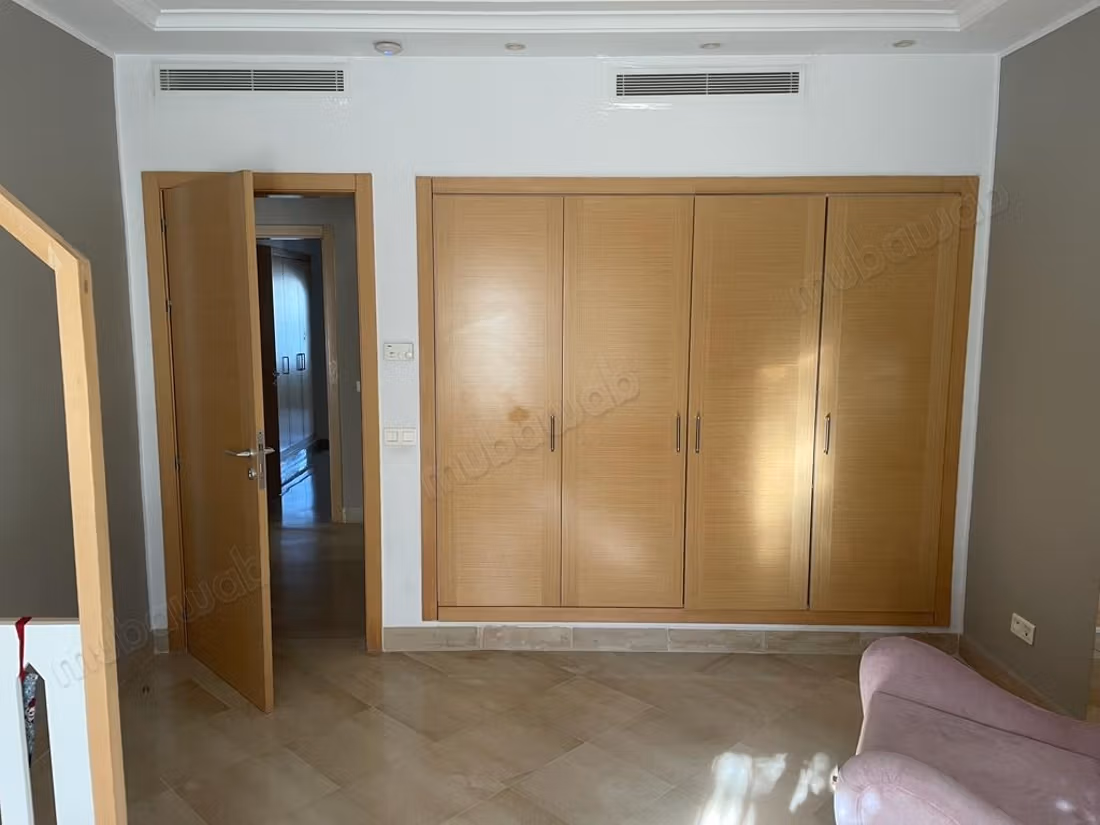 Superb house for rent in Gammarth Superior. Area of 350 m². Exceptional sea view, central heating