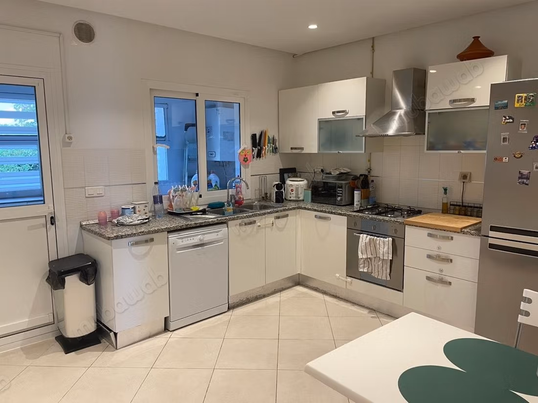 Superb house for rent in Gammarth Superior. Area of 350 m². Exceptional sea view, central heating