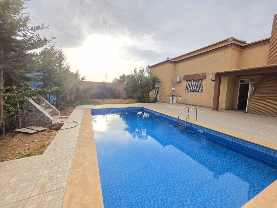 Magnifique Villa en vente à La Compagne