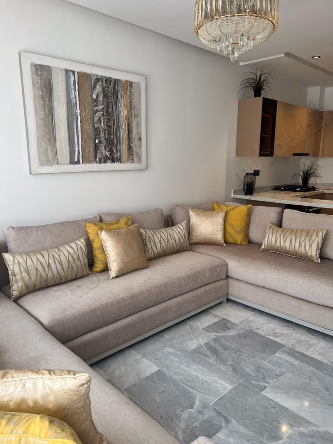 Studio meublé à louer – Quartier des Hôpitaux