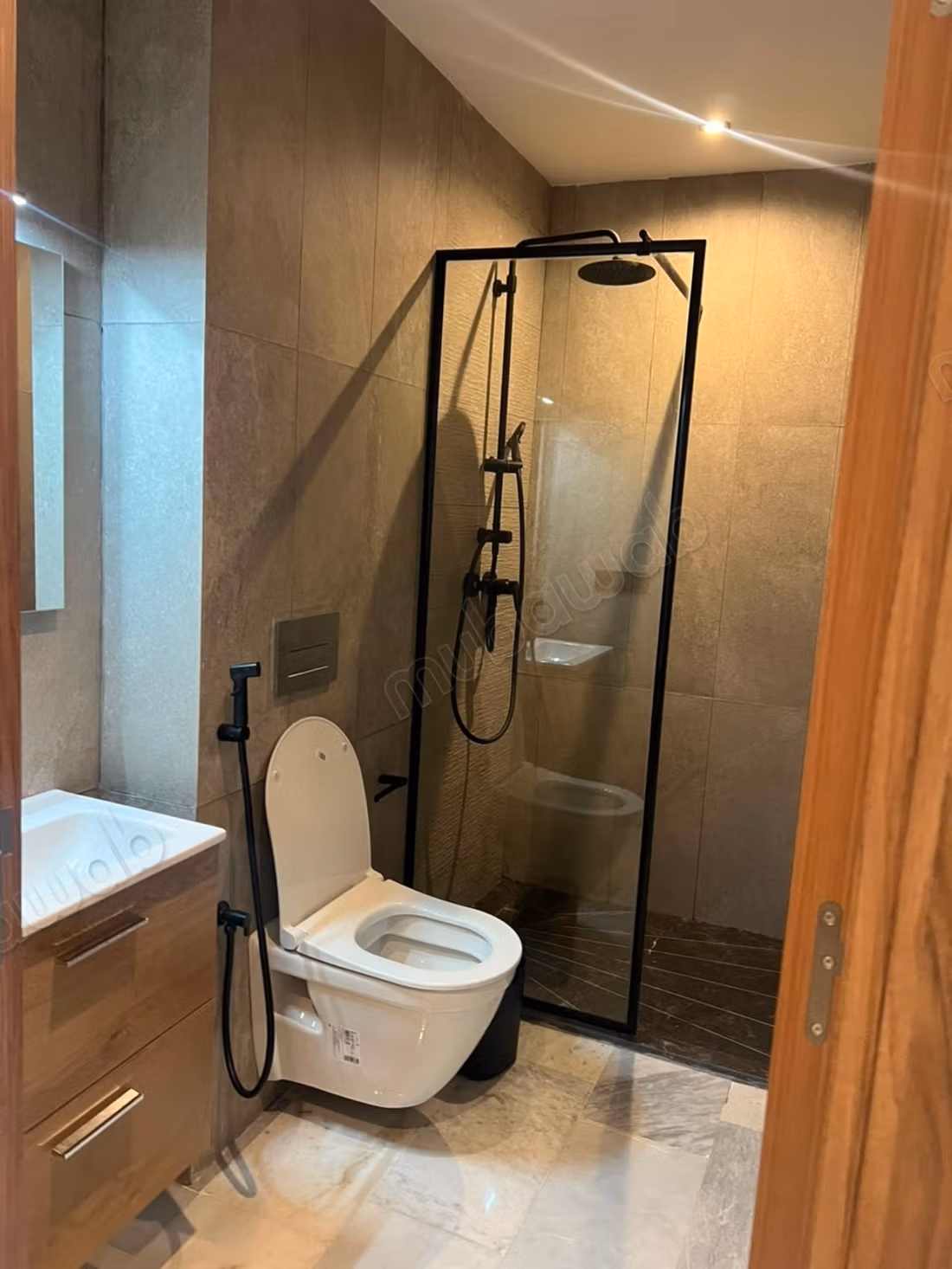 Studio meublé à louer – Quartier des Hôpitaux