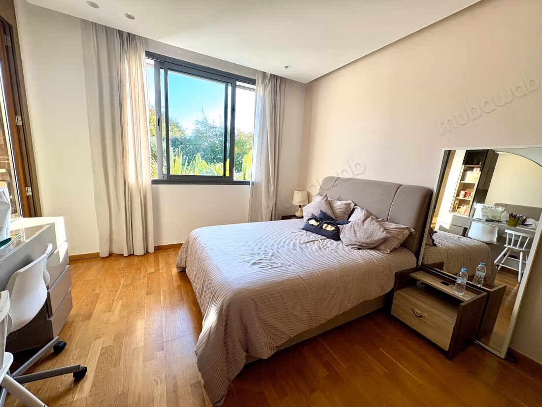 Villa contemporanea eccezionale in affitto senza affacci