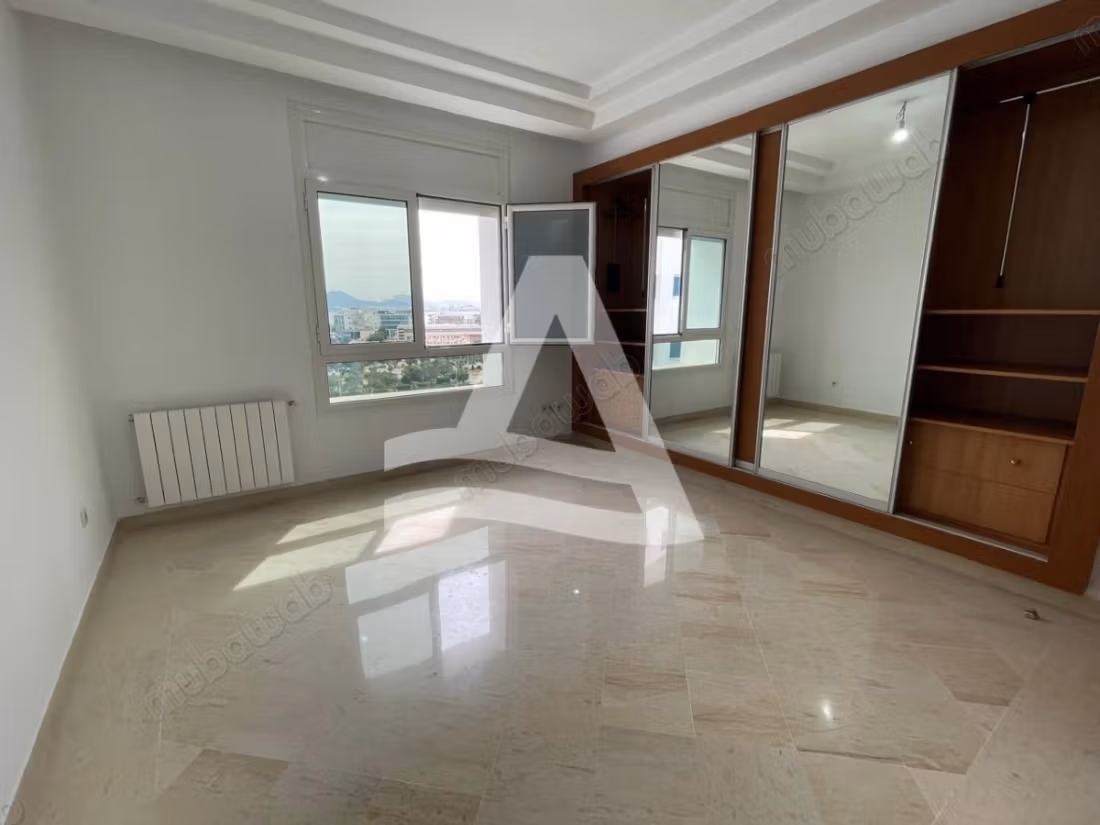Location Apartment at Lake 2