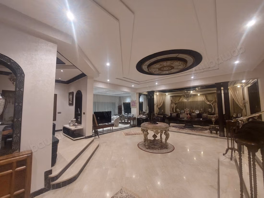Villa de luxe à louer à Riyad. 6 chambres agréables. Bien meublé