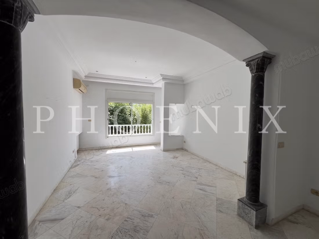 Villa S5 avec piscine à Carthage