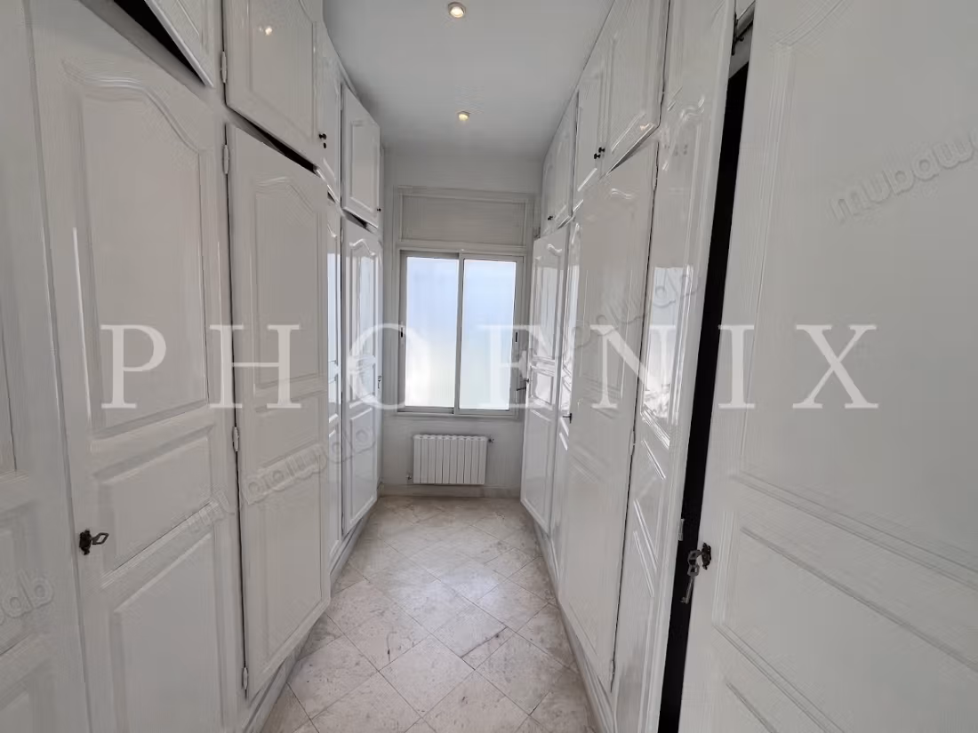 Villa S5 avec piscine à Carthage