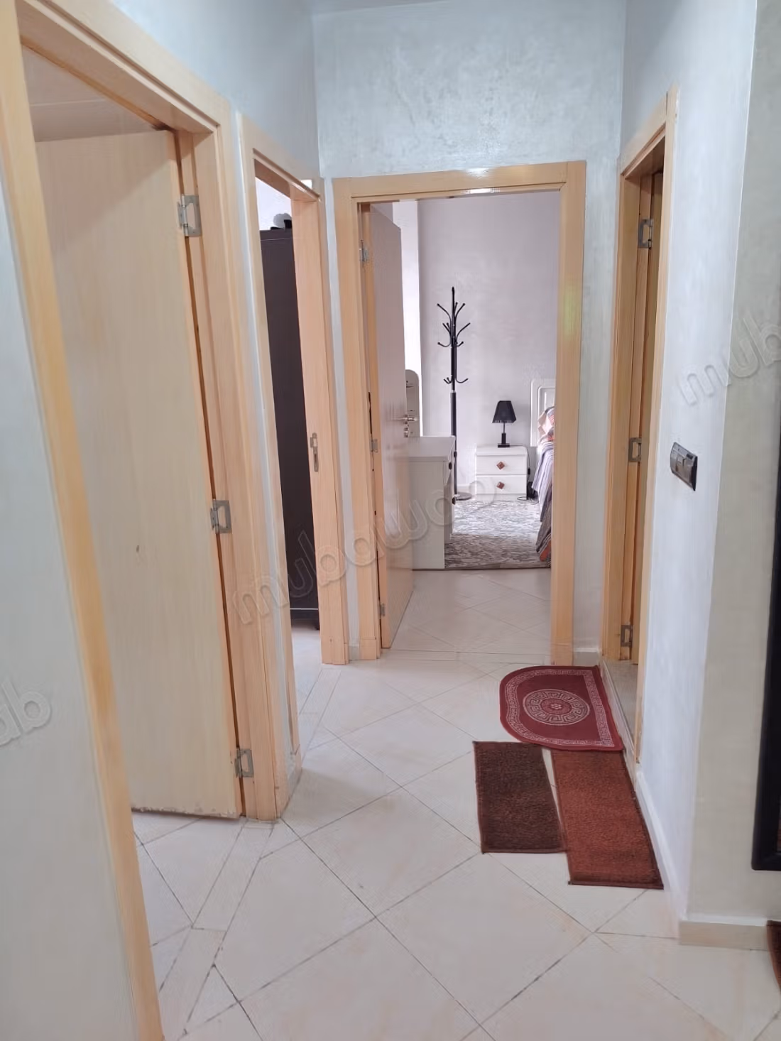 Appartement en location à Hay Mohammadi.
Surface totale 66 m².
Bien meublé