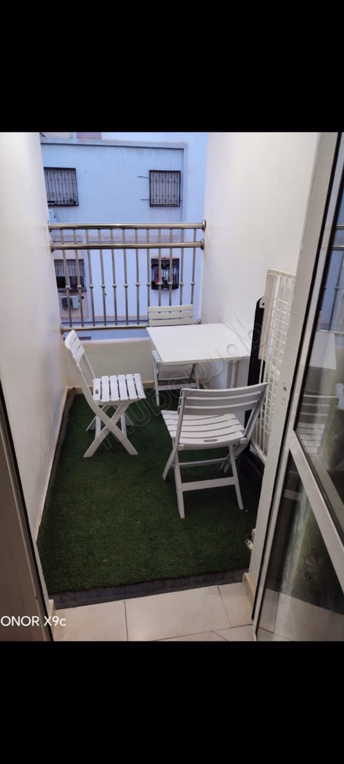 Appartement en location à Hay Mohammadi.
Surface totale 66 m².
Bien meublé