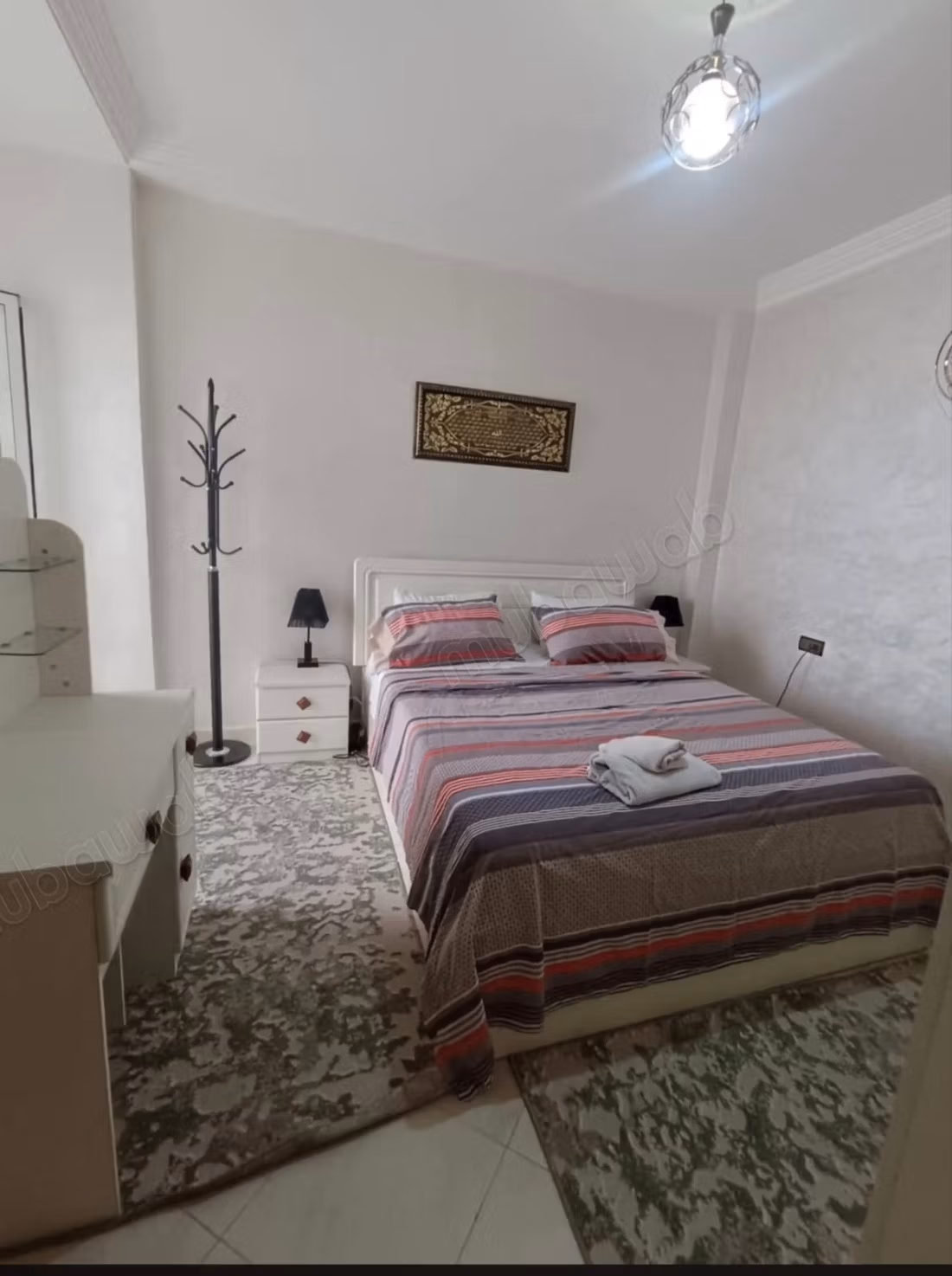 Appartement en location à Hay Mohammadi.
Surface totale 66 m².
Bien meublé