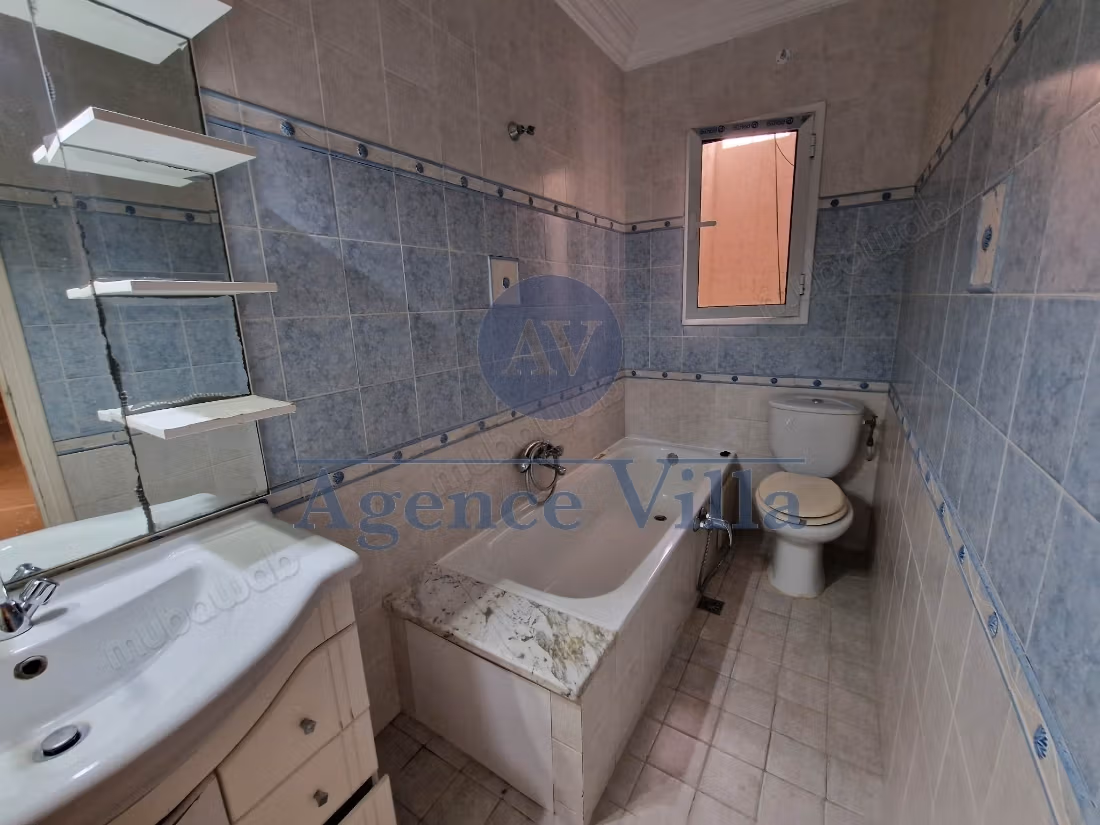 For rent a villa S4 in Menzeh 9