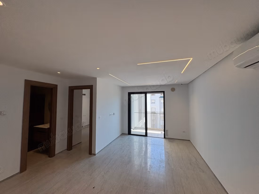 S1 à côté de MG Ariana Essoghra