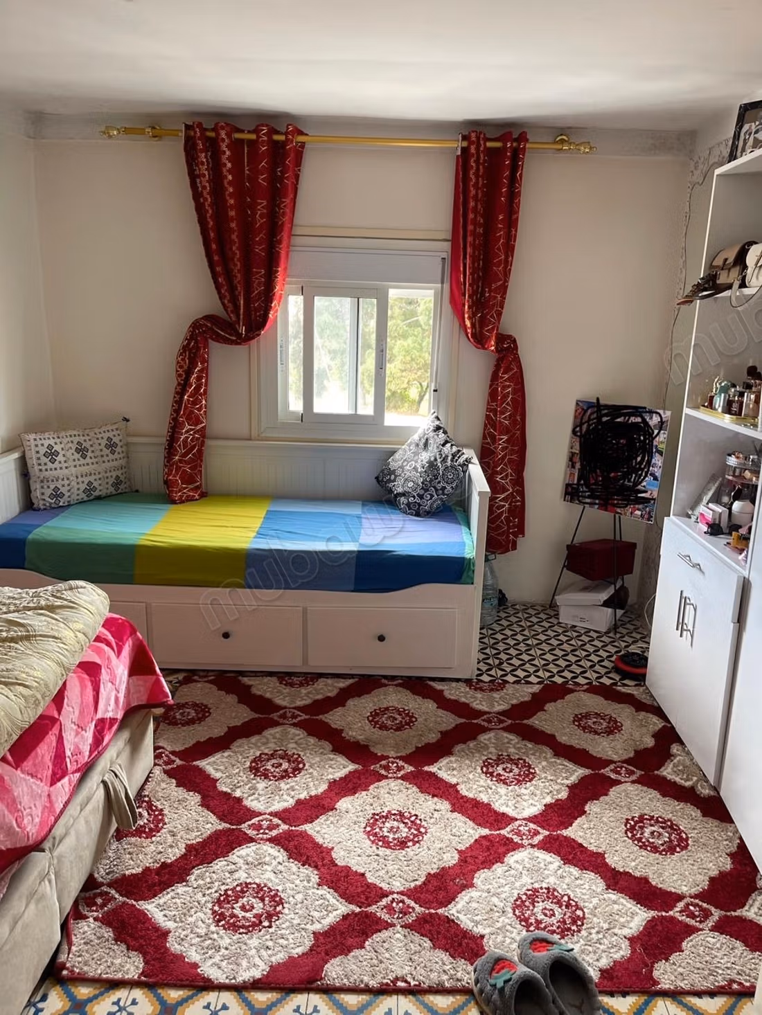 Sale of a lovely apartment in Roustal. 2 large living areas