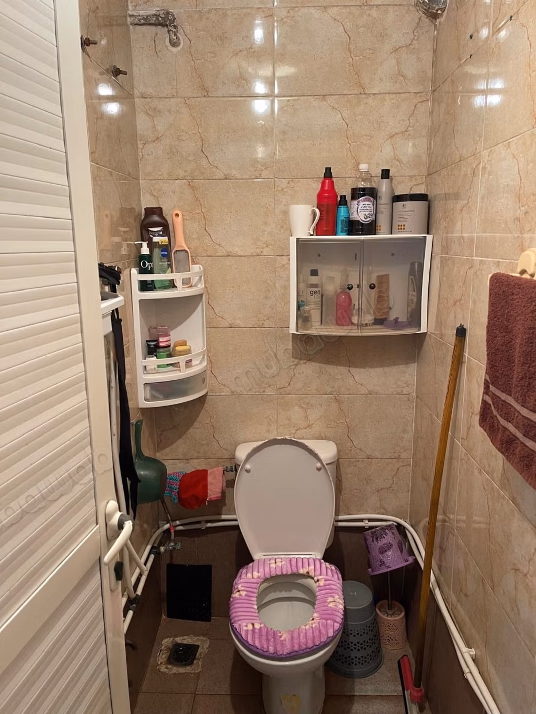 Sale of a lovely apartment in Roustal. 2 large living areas