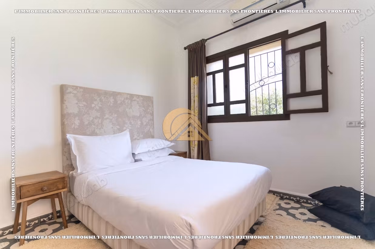 Villa of 2,500 m² in Tahannaout - 3 bedrooms, pool, garden with olive trees and Atlas view