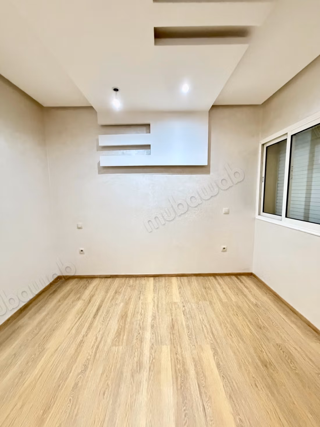 Magnifique appartement à louer à Route de Safi.
Superficie 65 m².
Climatisation et piscine