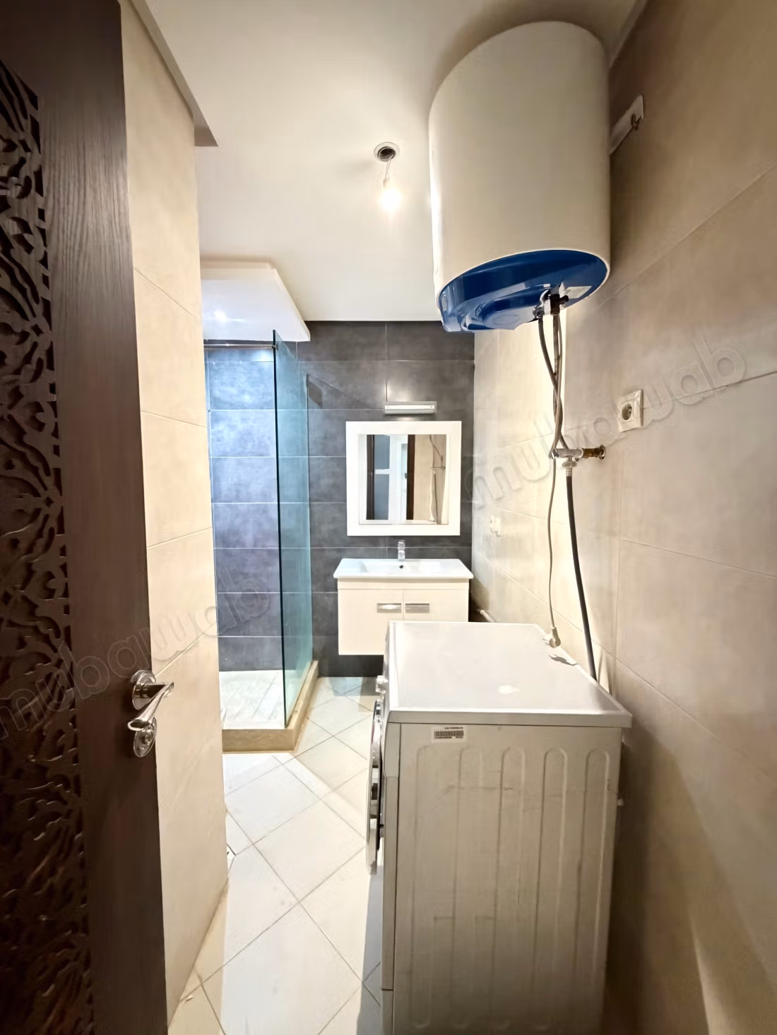 Magnifique appartement à louer à Route de Safi.
Superficie 65 m².
Climatisation et piscine