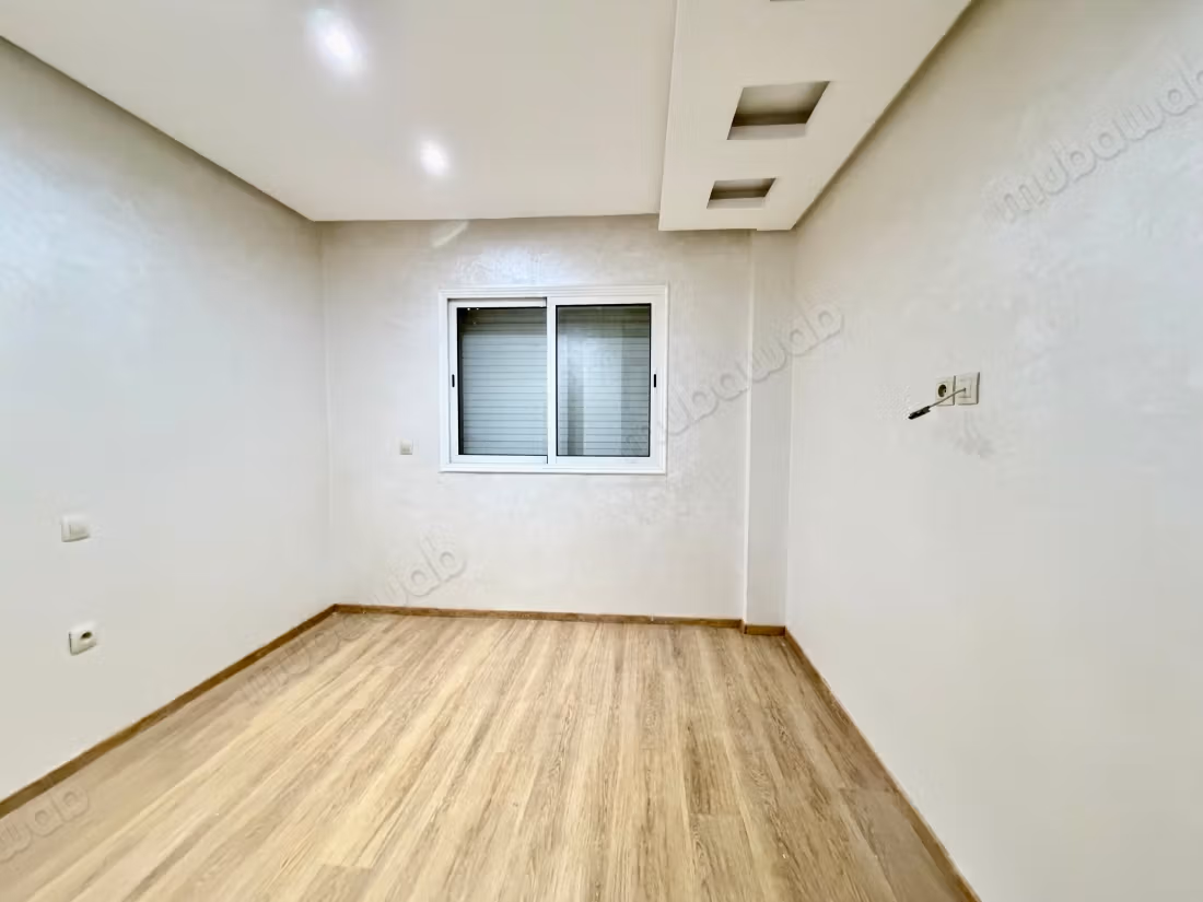 Magnifique appartement à louer à Route de Safi.
Superficie 65 m².
Climatisation et piscine