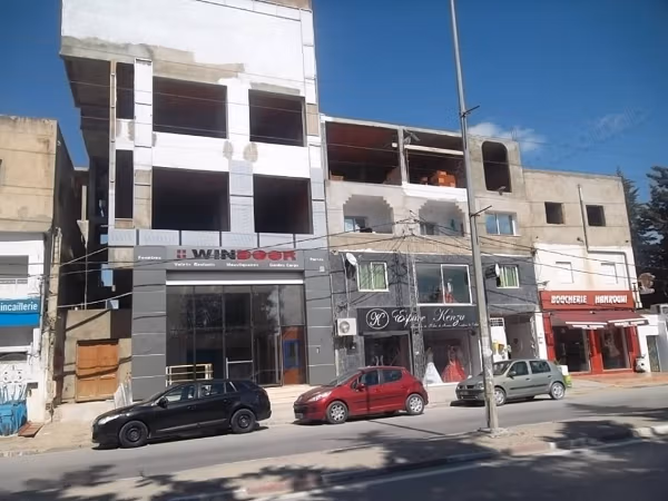 A Louer Showroom à Soukra