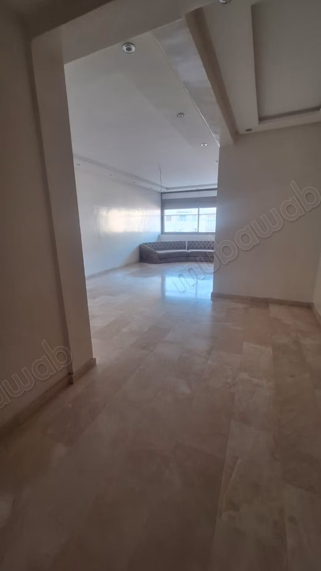 Vendre un appartement en Bourgogne. 4 grandes pièces de vie