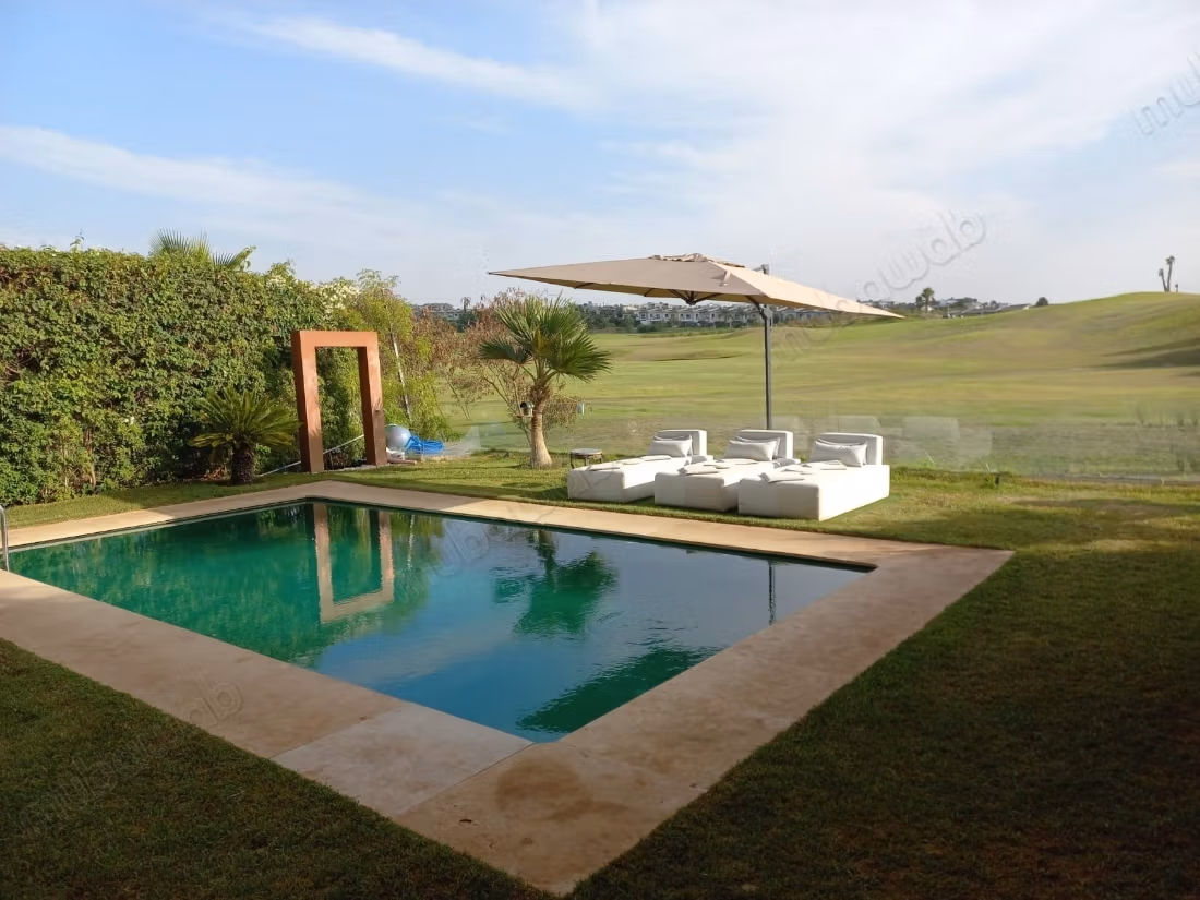 Villa de luxe front golf à louer meublée à Ville Verte