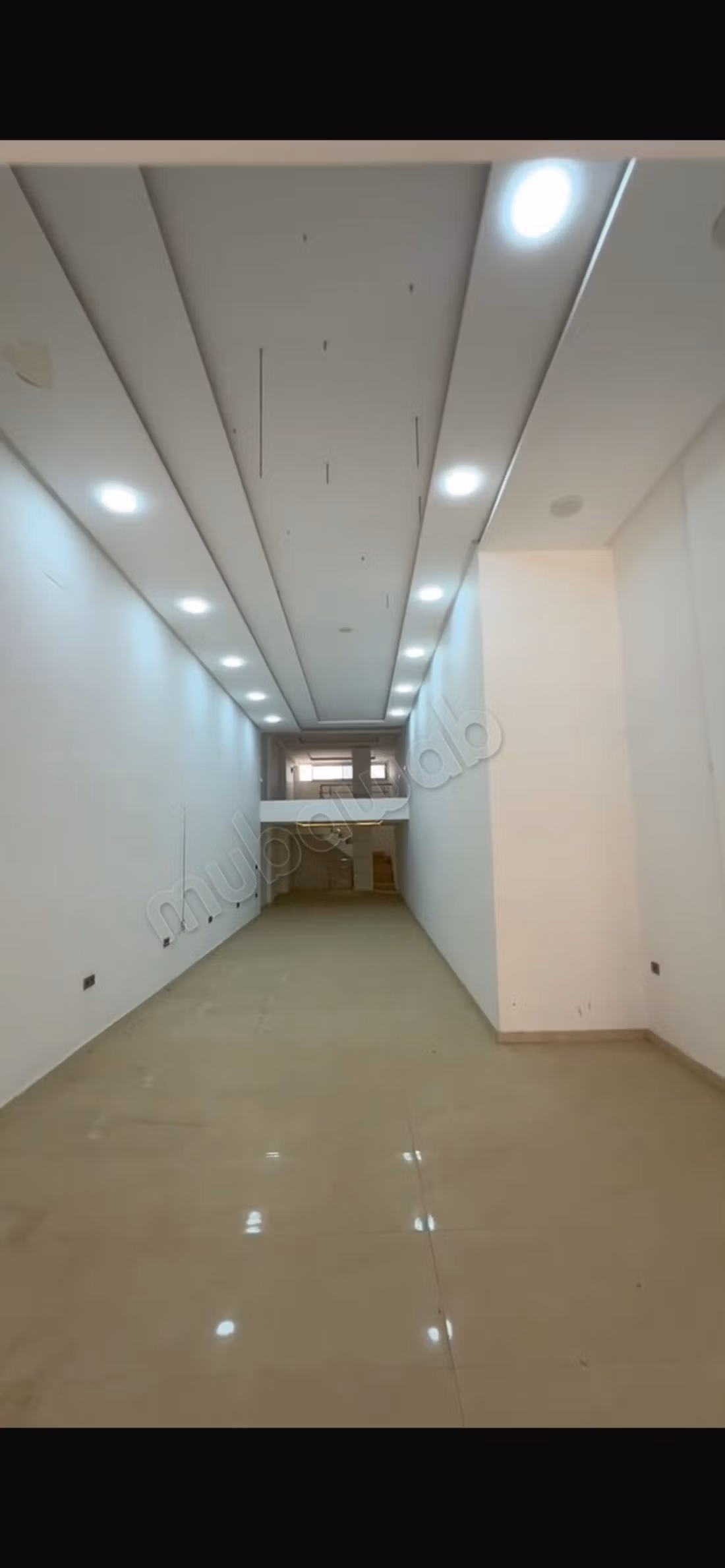 Negozio in vendita Posizione centrale IZDIHAR