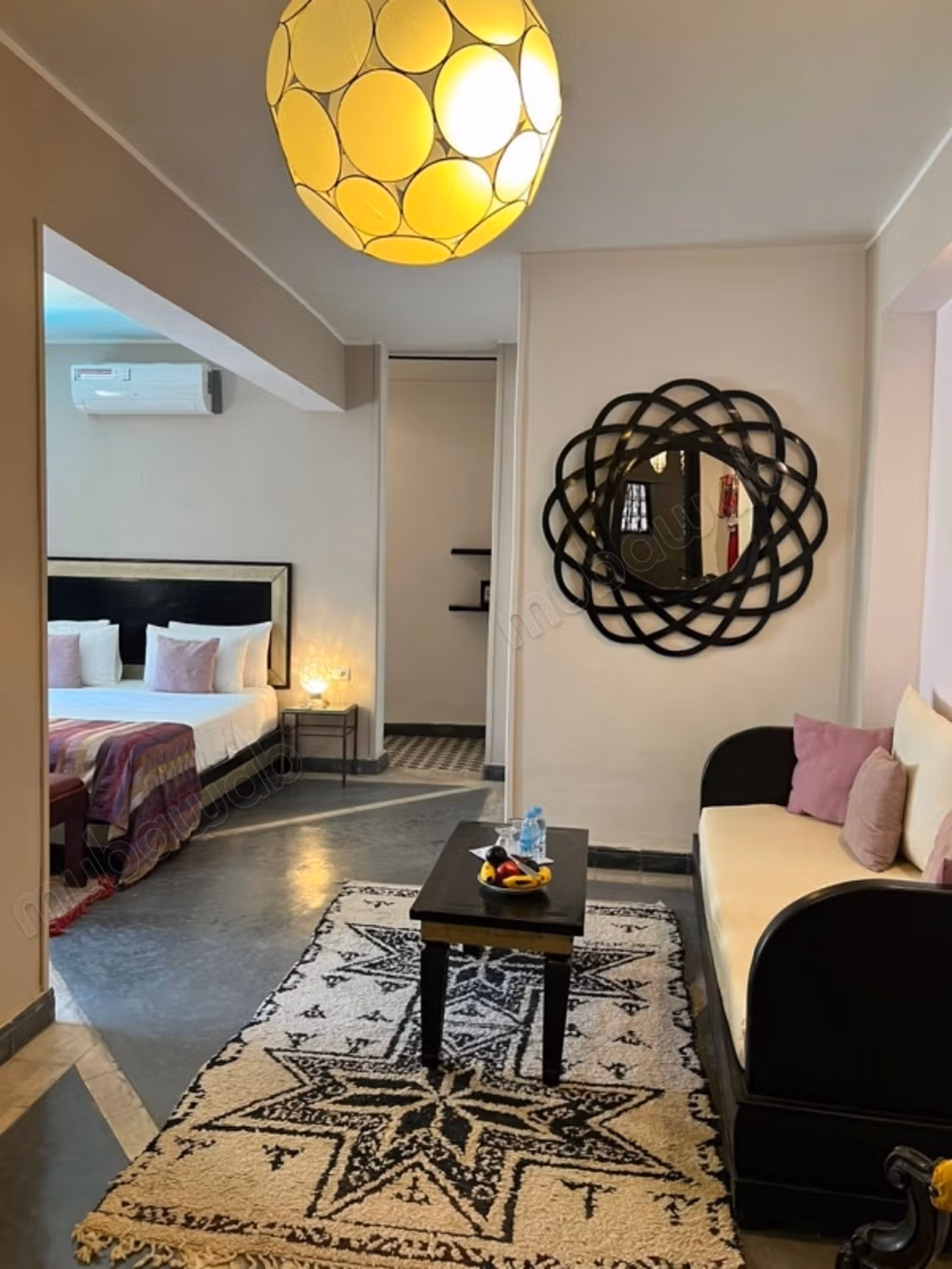 Riads beschikbaar in Talaa. 12 Ruimtes