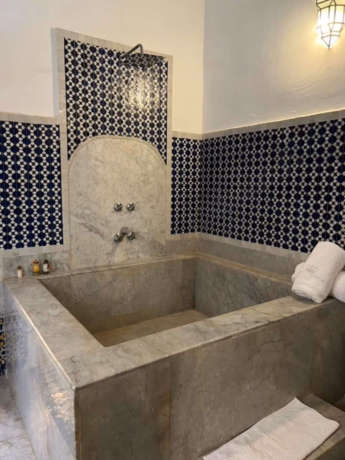 Riads beschikbaar in Talaa. 12 Ruimtes