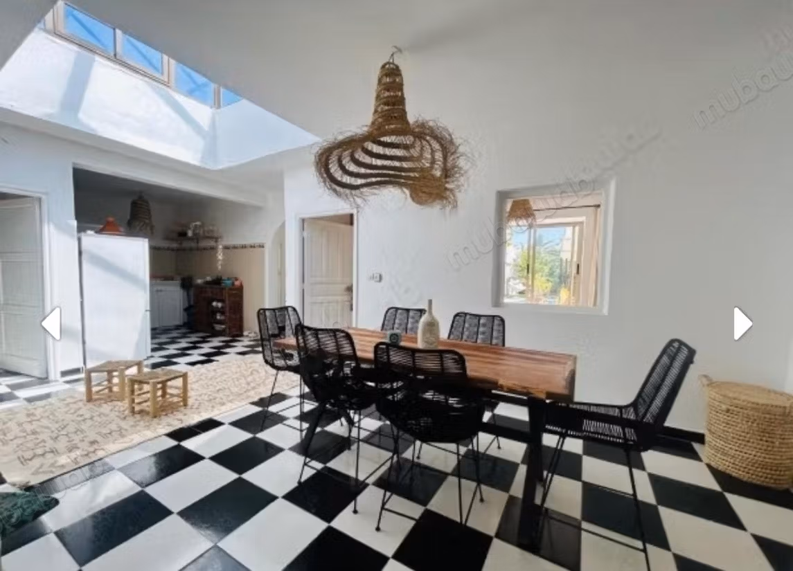 Luxury house for rent in Ghazoua. 4 rooms. Furnished