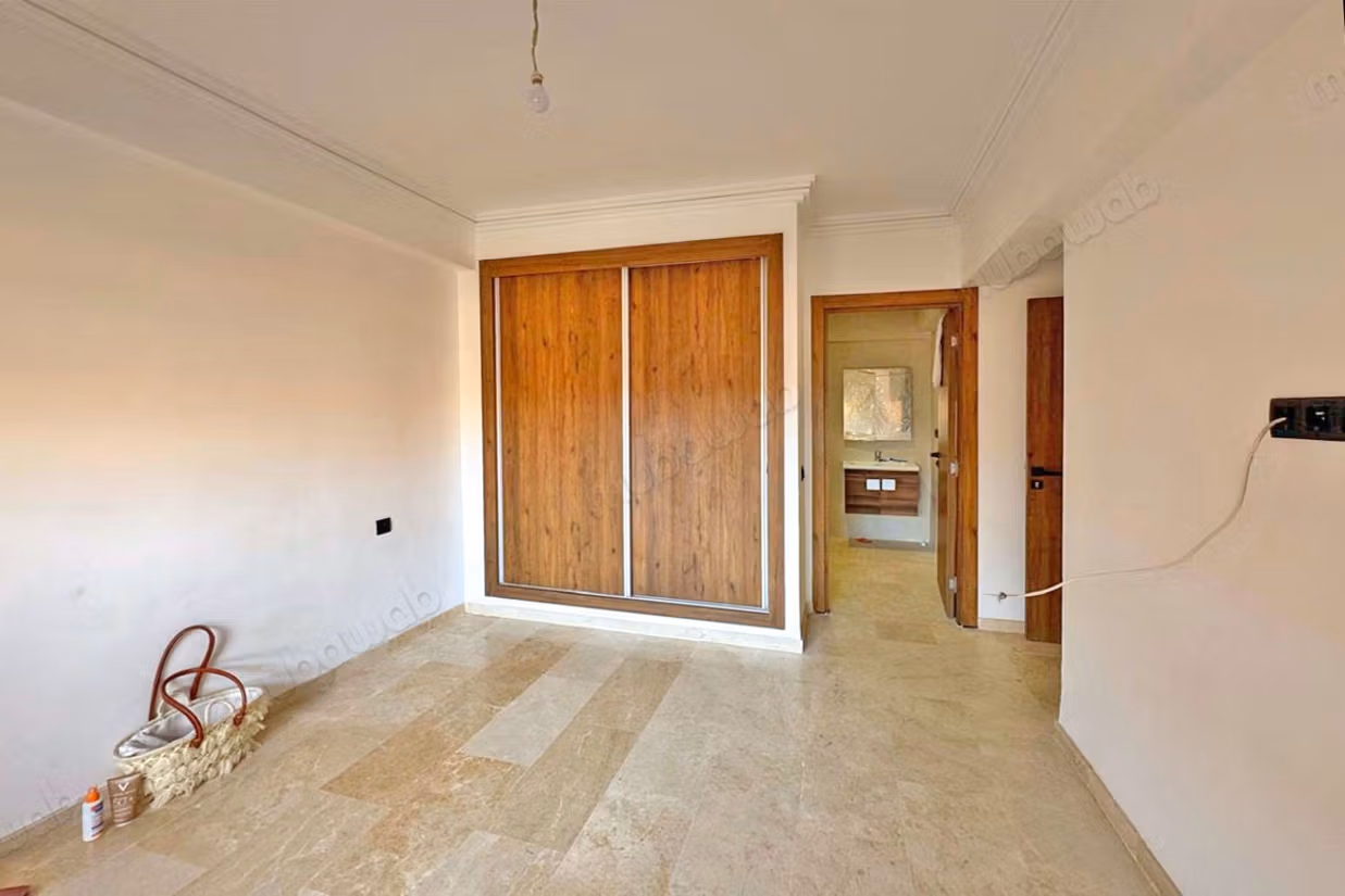 3-bedroom apartment for rent, Parking and Pool