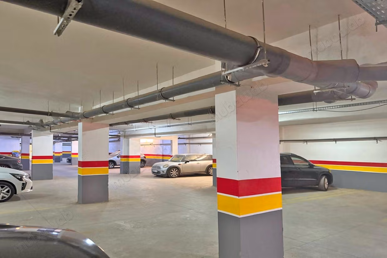 3-bedroom apartment for rent, Parking and Pool