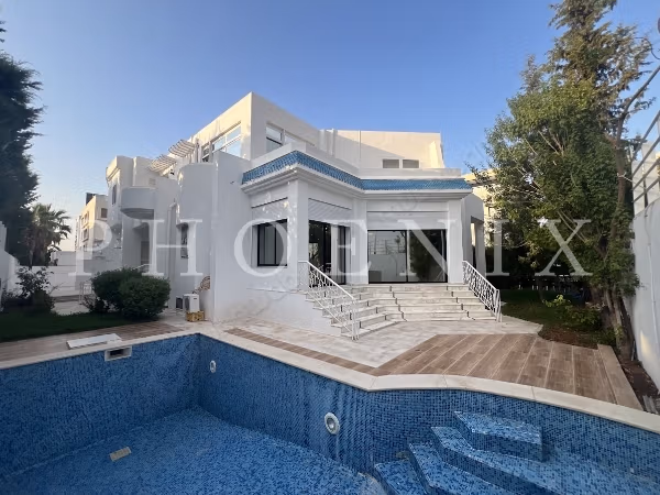 Villa S4 con piscina al Lago 1