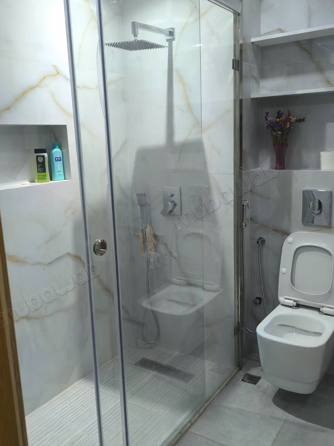 Superbe appartement à louer à Sidi Belyout. 
4 pièces confortables. 
Bien meublé