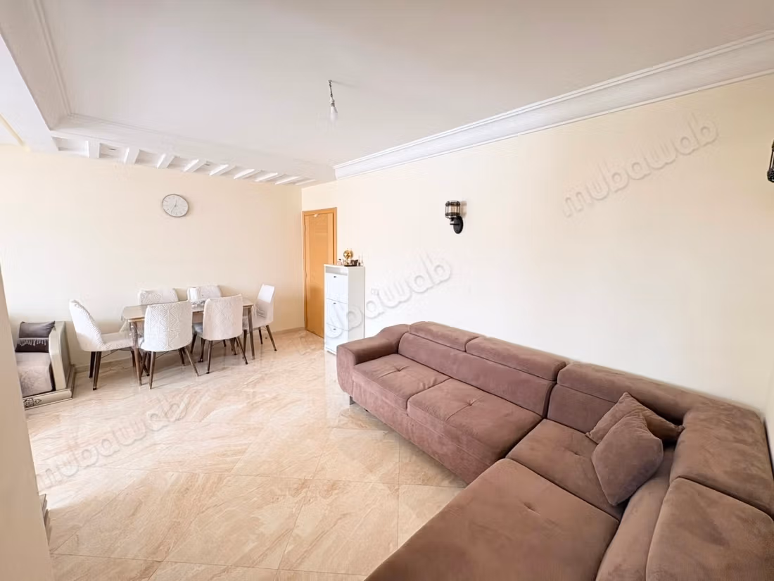 Appartement à louer à almasira résidence jardin d’agadir. 
2 belles chambres. 
Bien meublé