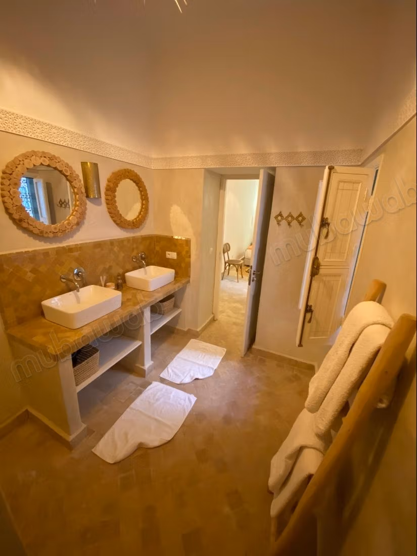 Vente riad titré avec bassin a arset el malak