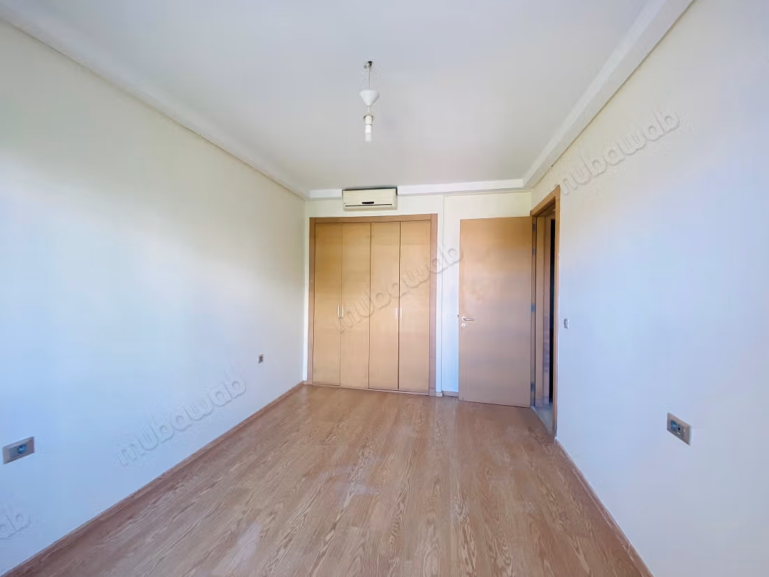 Appartement 148 m² – 3 façades, 4 balcons