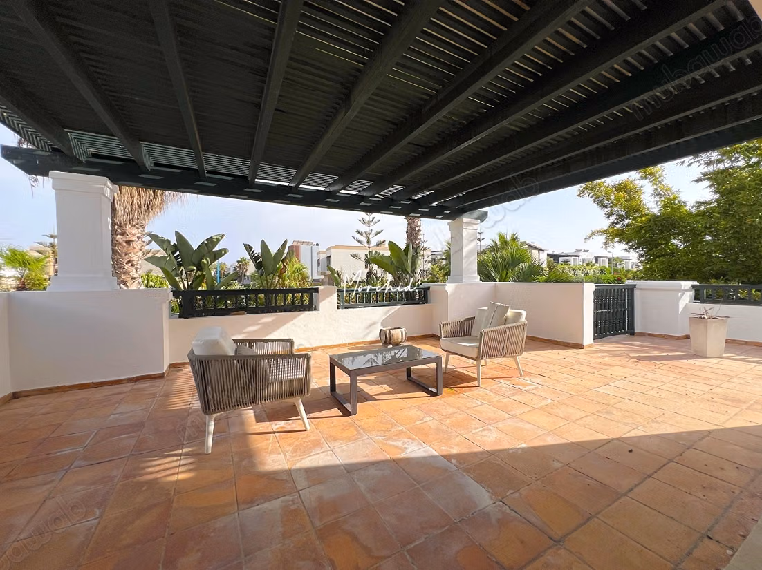 Somptueuse villa à vendre à Dar Bouazza