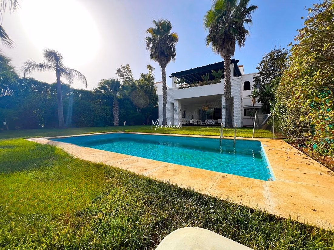 Somptueuse villa à vendre à Dar Bouazza
