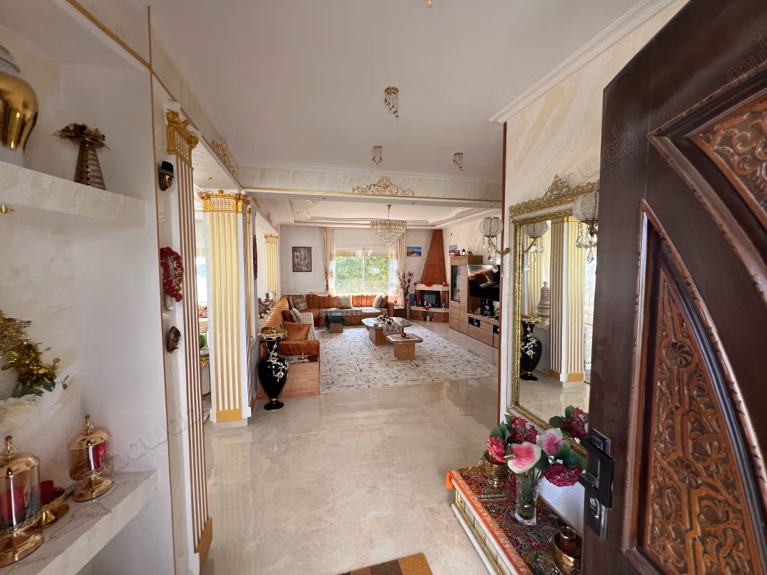 Villa à vendre à Achakar – Vue mer & montagne
