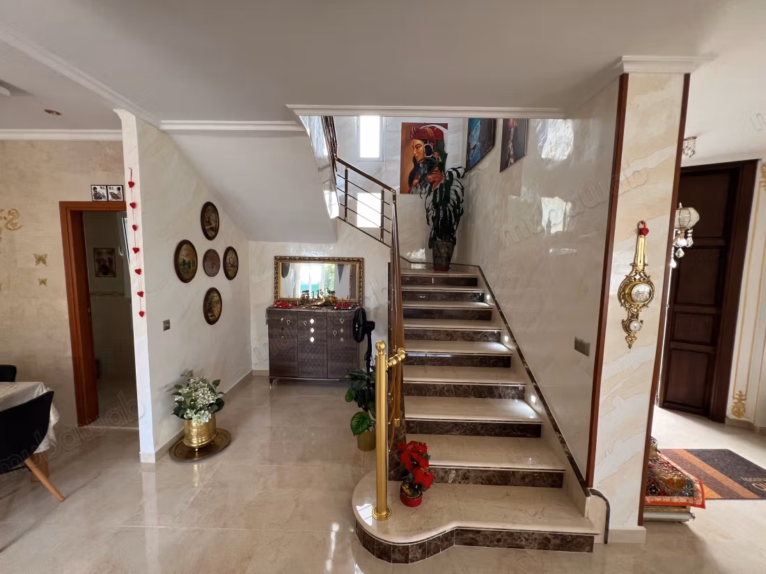 Villa à vendre à Achakar – Vue mer & montagne
