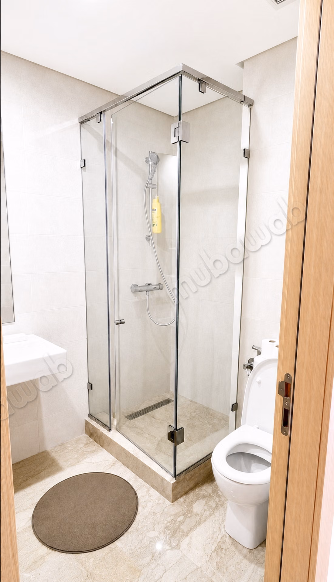 Apartamento amueblado de 2 dormitorios con terraza – CFC