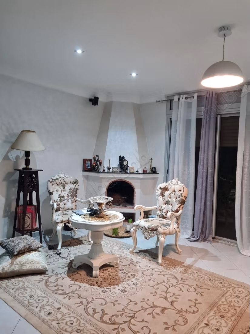 Luogo casa arredata in affitto a lungo termine