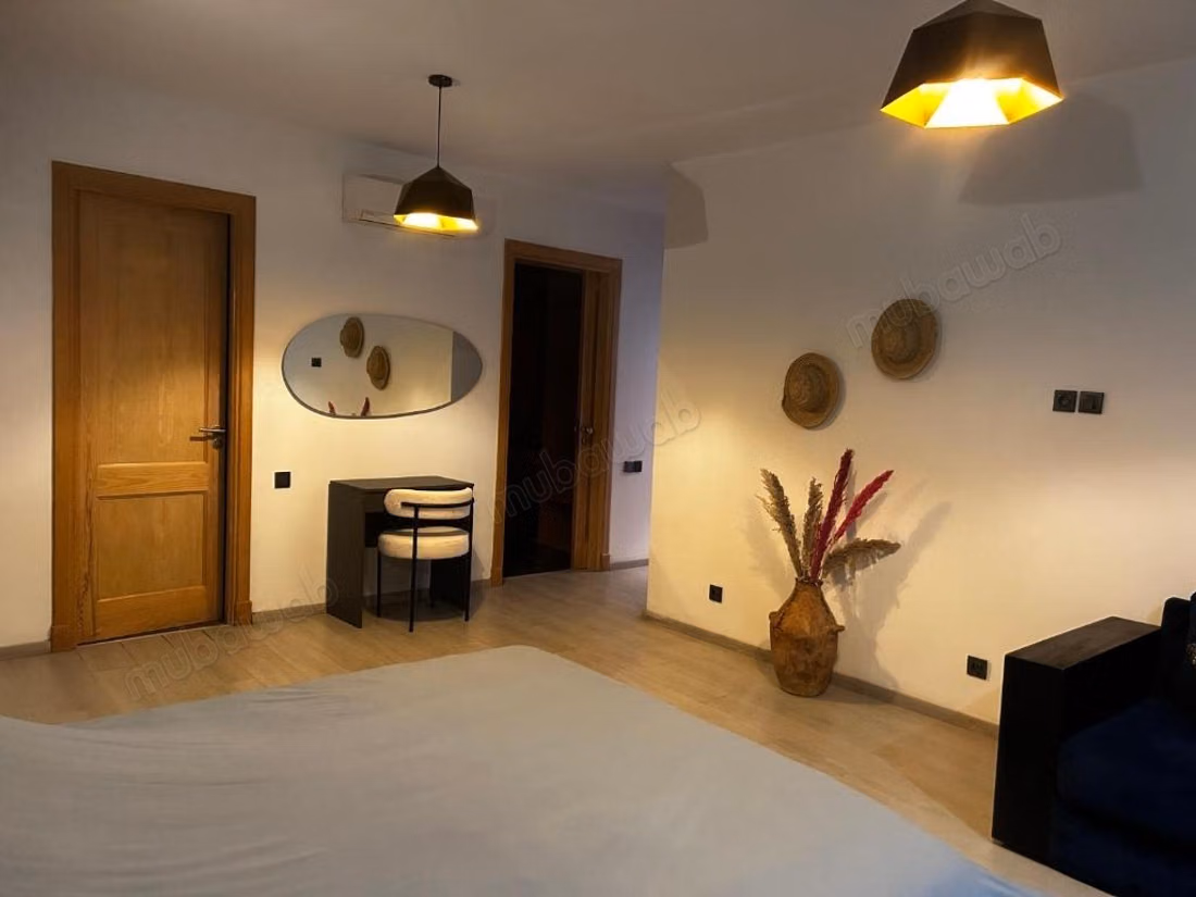 Appartement meublé, 3 chambres, 155 m², anfa