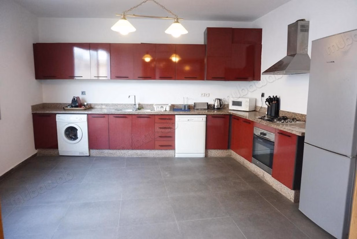 Appartement meublé, 3 chambres, 155 m², anfa