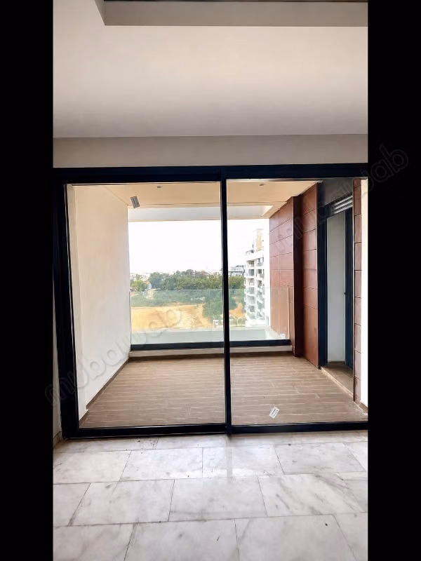 Location apparte vide neuf 2 chambres, cgi, cfc