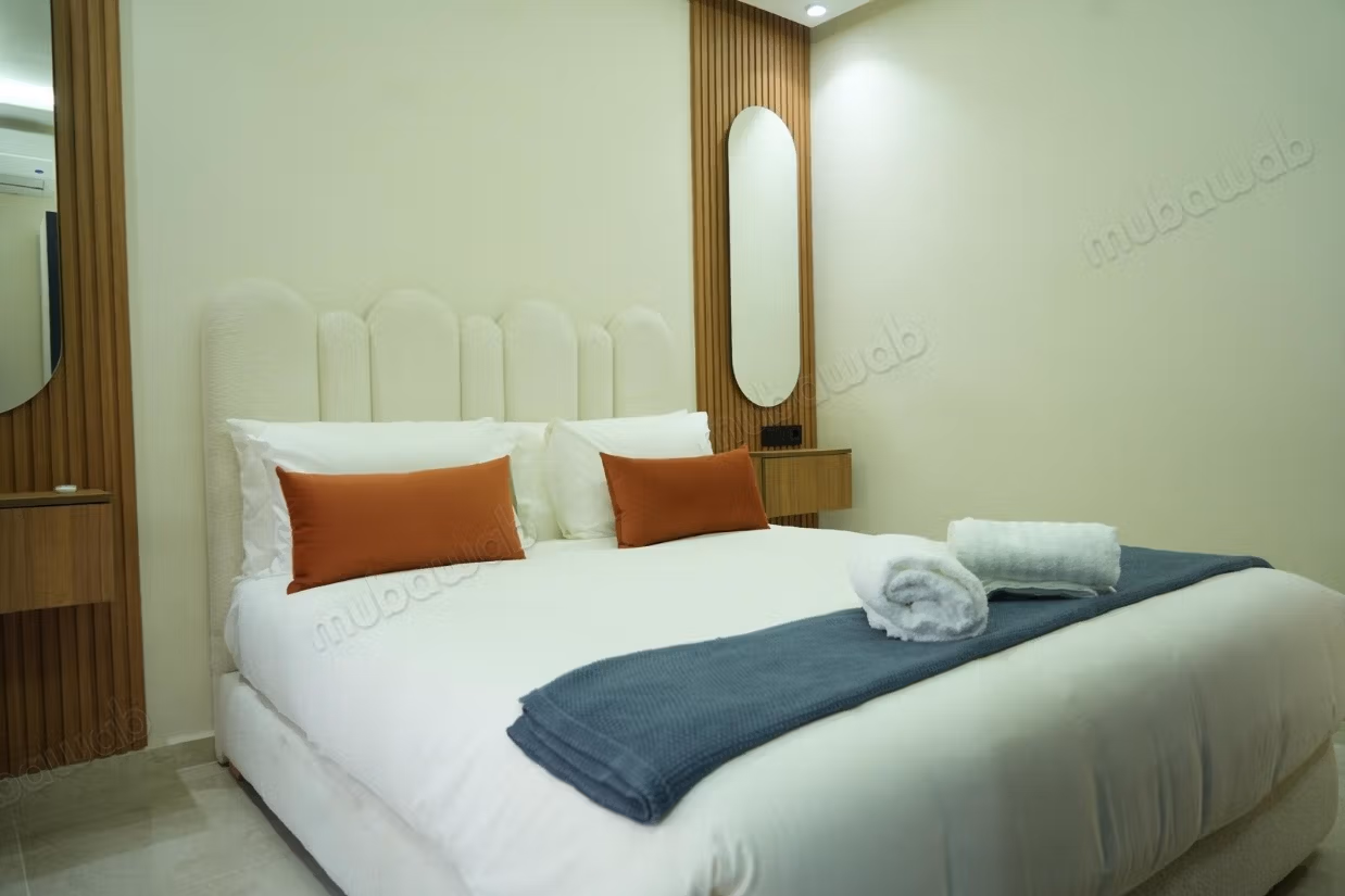Apartamento amueblado 2 habitaciones, Terraza y Jacuzzi – Maarif