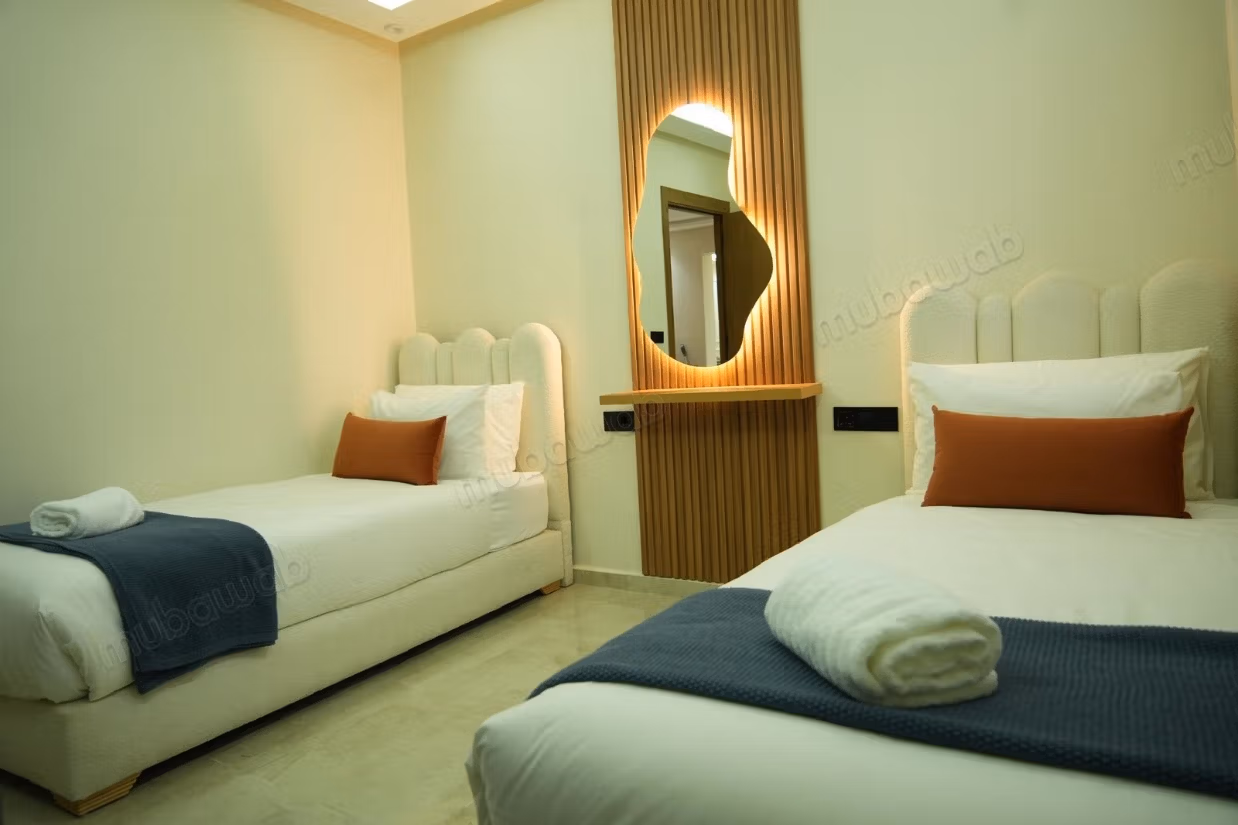 Apartamento amueblado 2 habitaciones, Terraza y Jacuzzi – Maarif