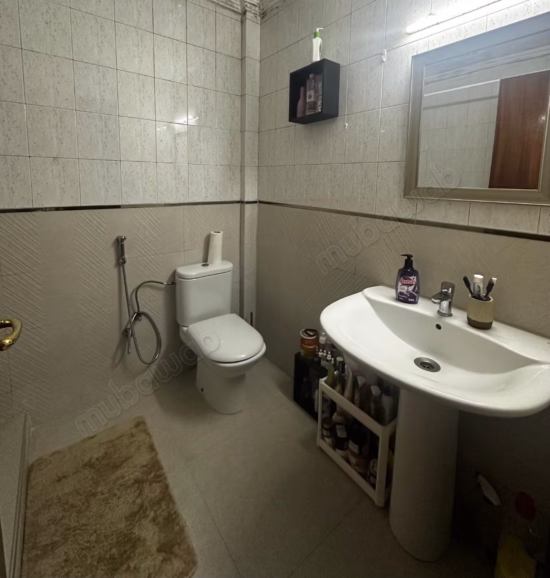 Vend appartement à Maârif. Surface de 145 m². Terrasse et ascenseur